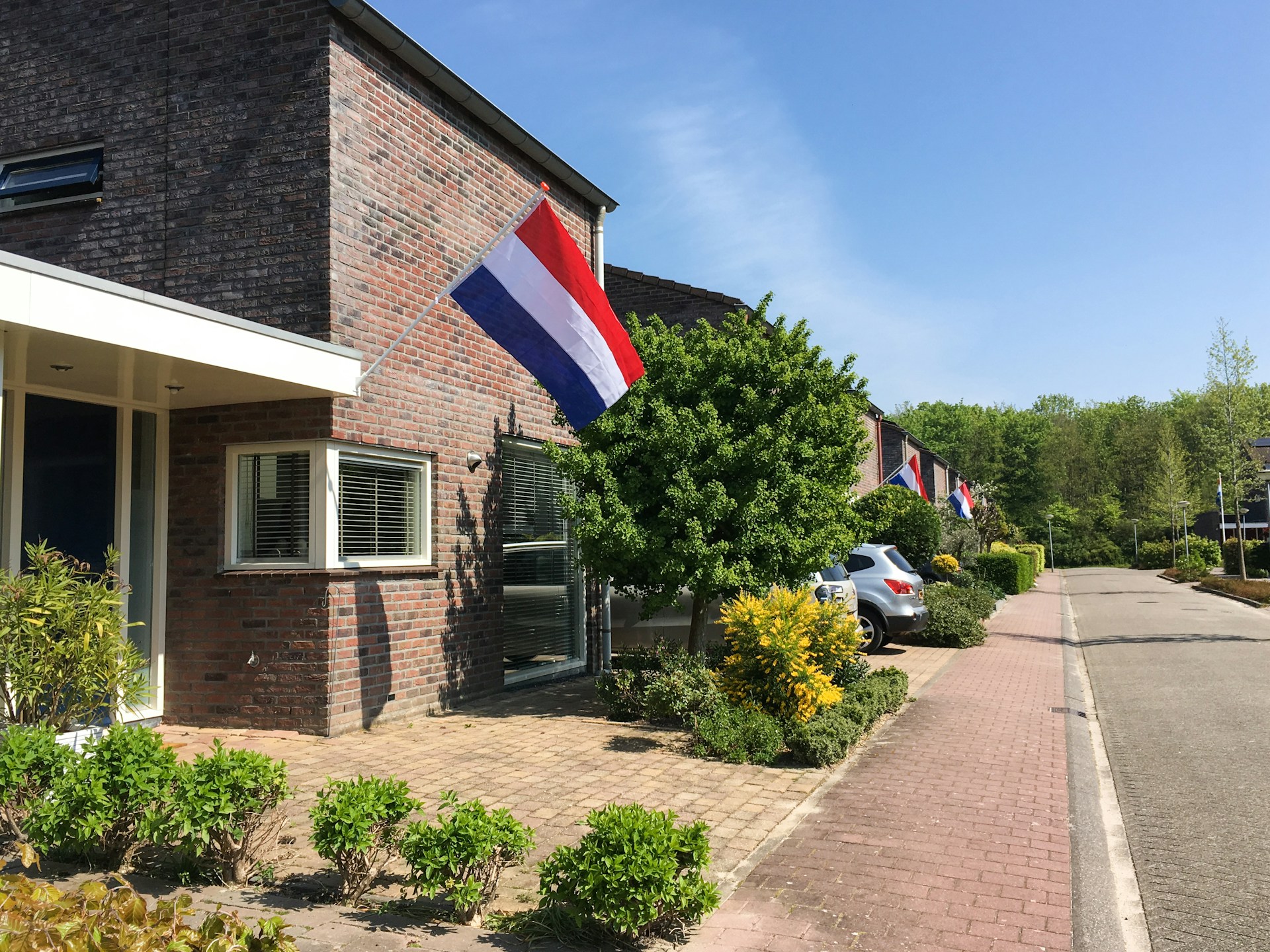 Een Almeers terras laten reinigen in Almere Poort dat er weer perfect uitziet voor de zomer of de lente.